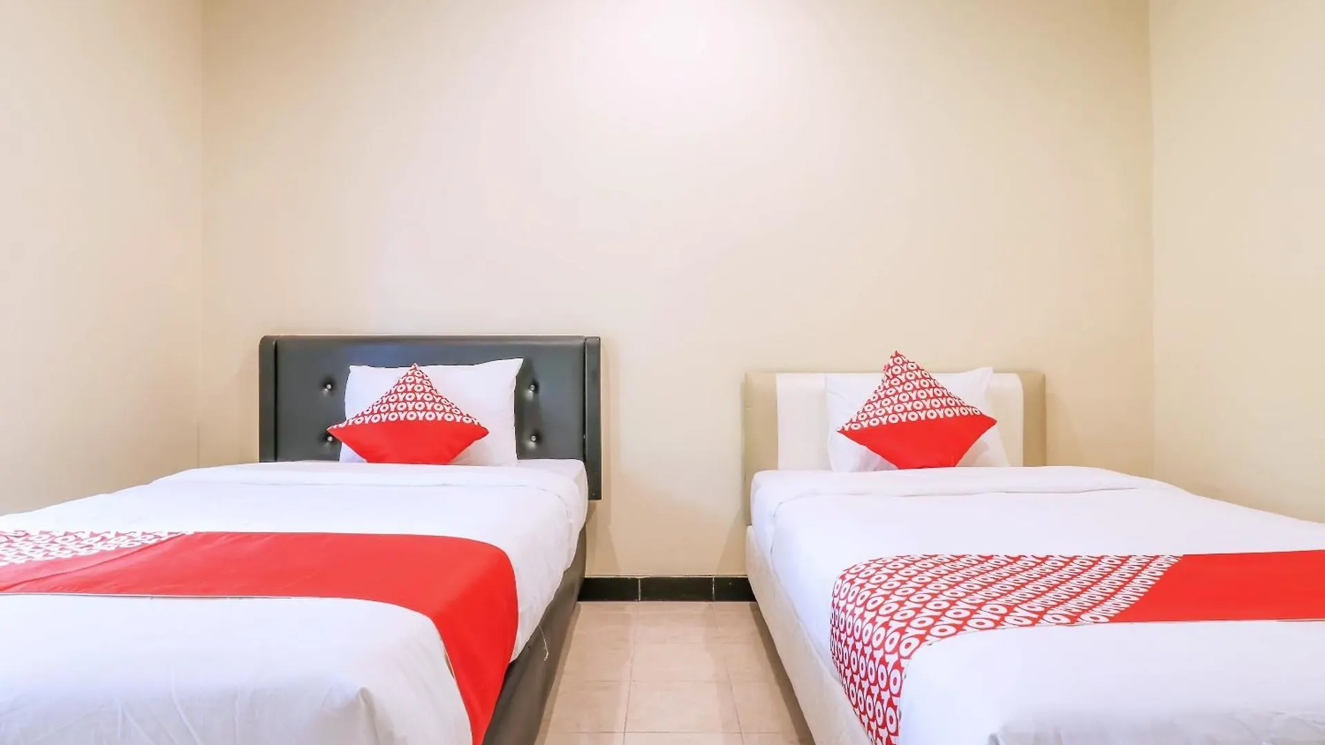 Super Oyo 1654 Maha Bharata Kuta Inn Legian  2*, Legian (Bali) Indonesia