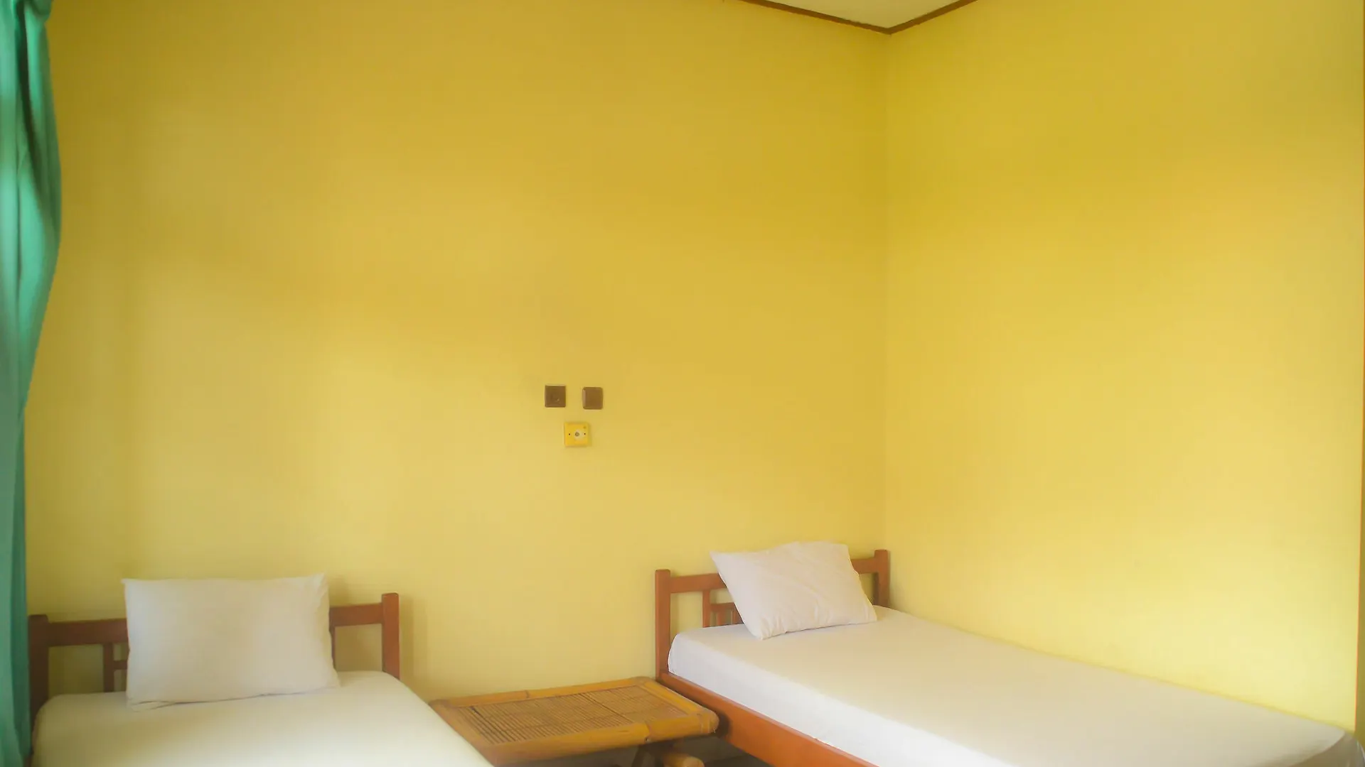 Super Oyo 1654 Maha Bharata Kuta Inn Legian  Hotel