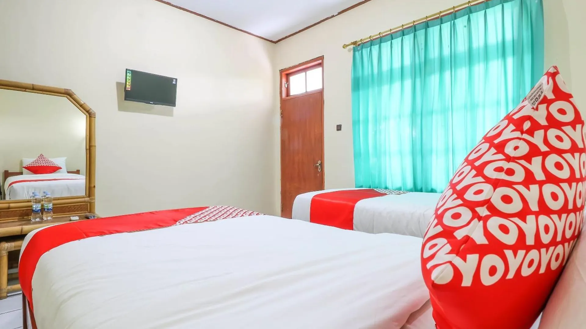 Super Oyo 1654 Maha Bharata Kuta Inn Legian  Indonesia