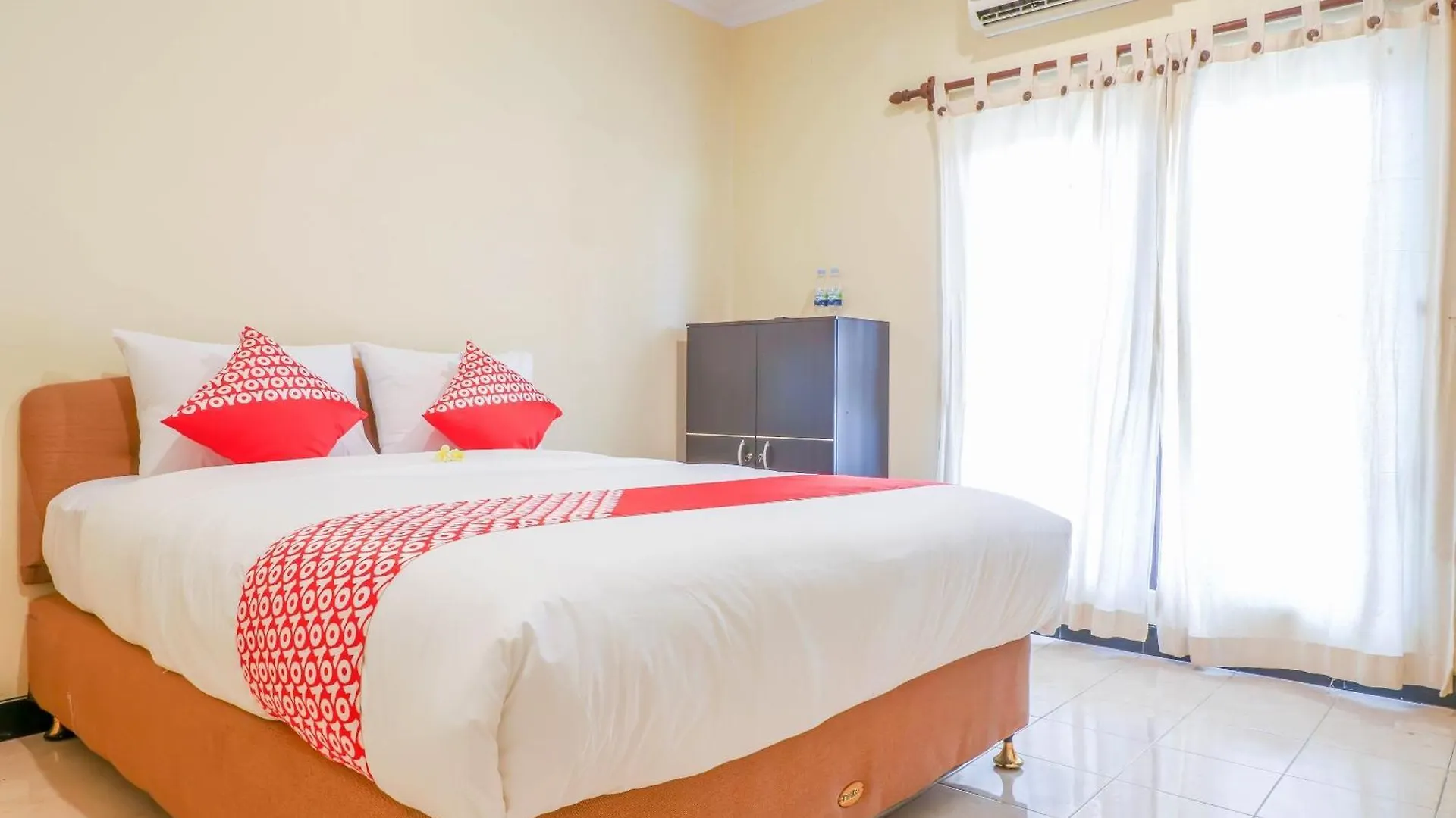Super Oyo 1654 Maha Bharata Kuta Inn Legian Hotel
