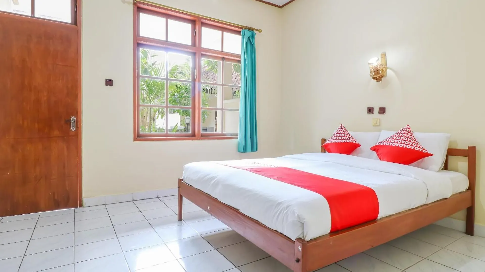 Super Oyo 1654 Maha Bharata Kuta Inn Legian  Legian (Bali)