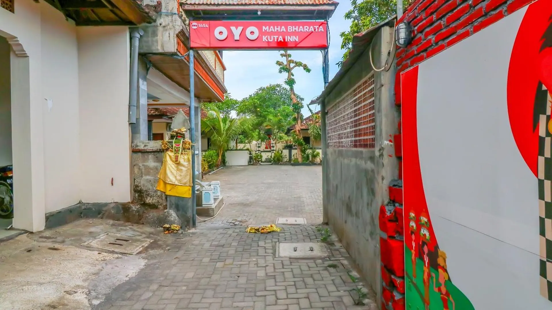 Hotel Super Oyo 1654 Maha Bharata Kuta Inn Legian