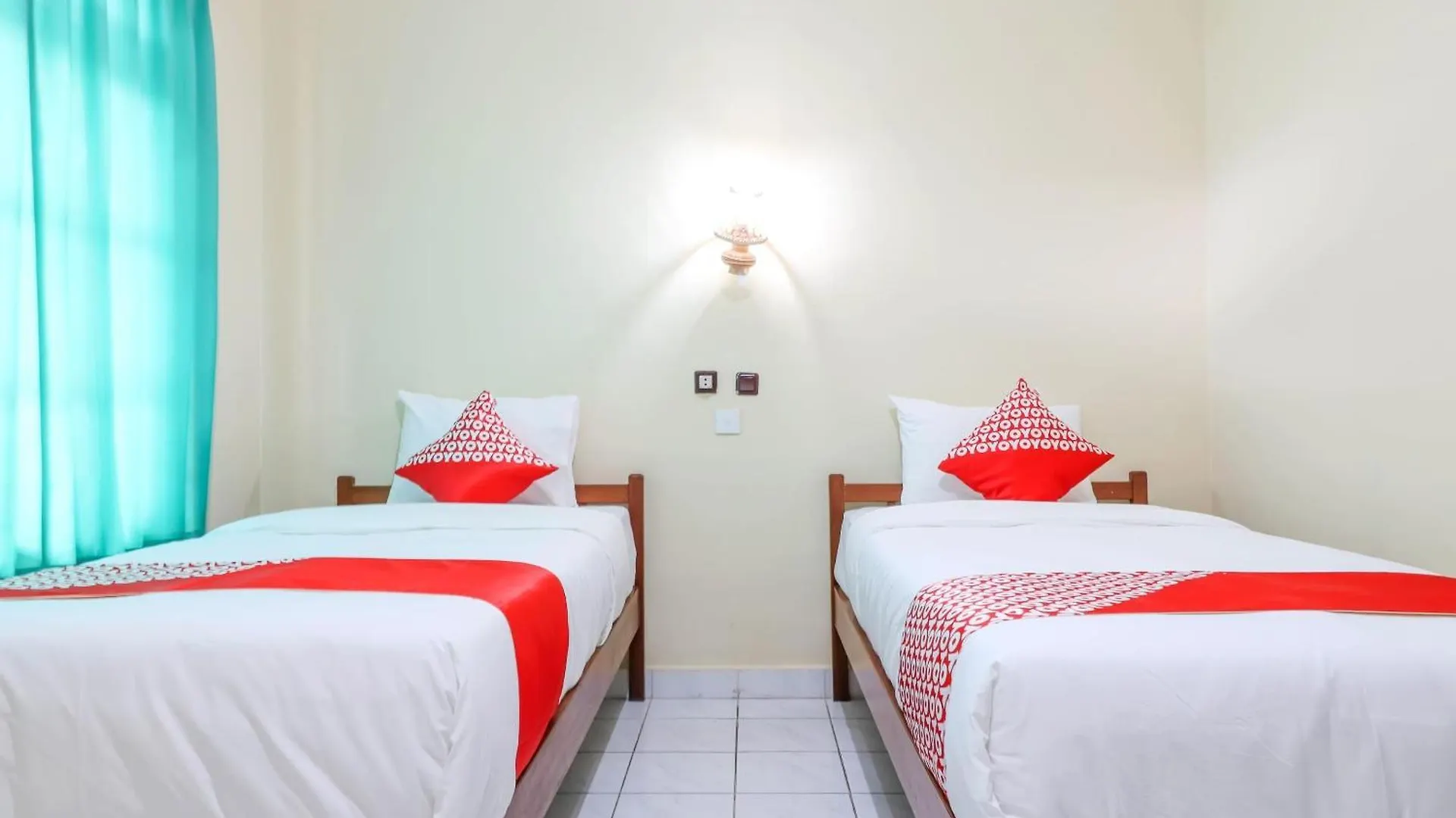 Hotel Super Oyo 1654 Maha Bharata Kuta Inn Legian