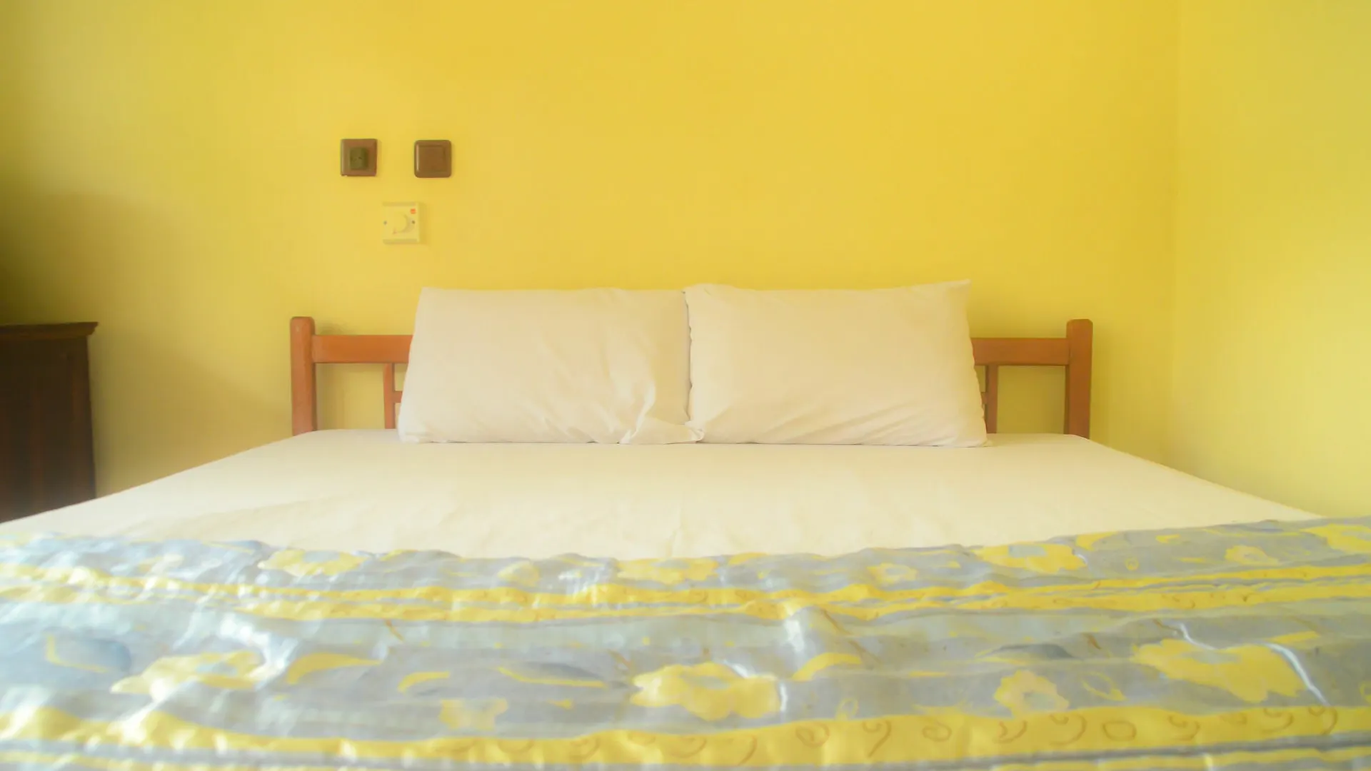 Hotel Super Oyo 1654 Maha Bharata Kuta Inn Legian
